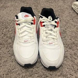 Men’s Nike air red white black shoes, size 11.5 brand new condition
